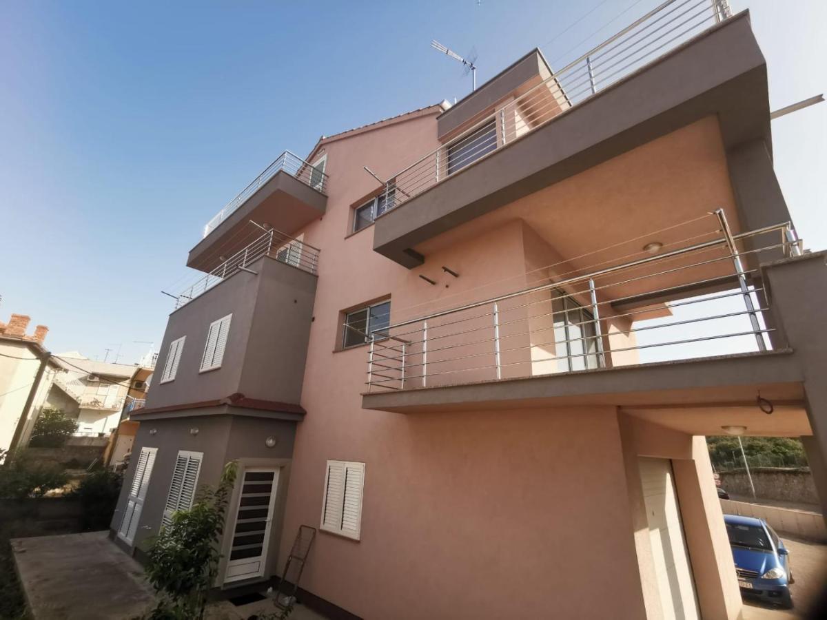 Apartments Grubisic - Sibenik - Parking Included Kültér fotó
